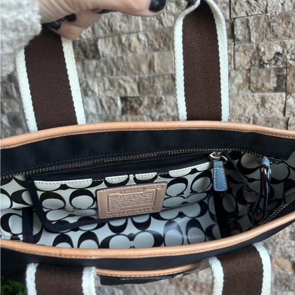 Coach Black and White Patterned Bag with Tan Trim - Picture 3 of 4